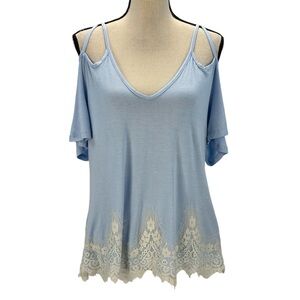 Selfie Short Sleeve Cold Shoulder Lace Detail Bottom Hem Blouse - Blue - size XL